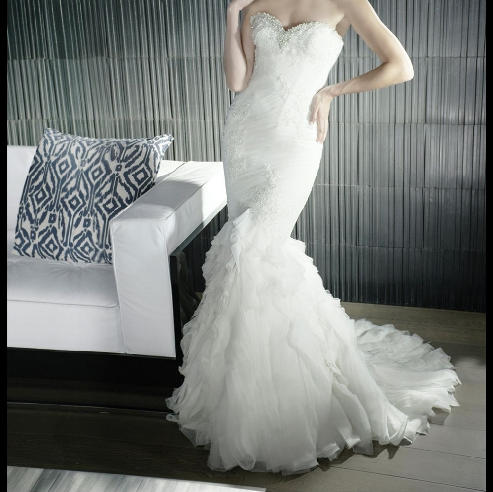 Blue by Enzoani Hurlingham Ivory Wedding Gown 6